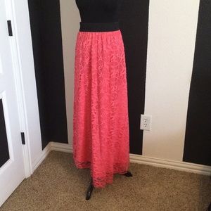 BNWT BEAUTIFUL Coral Lace LulaRoe 1.0 Lucy Skirt